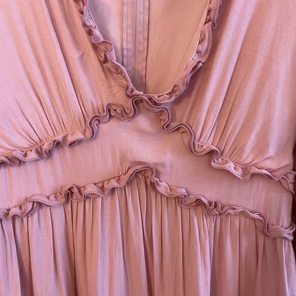 Francesca's Collections Pink Wrap Ruffled Long Sleeve Dress size large - Picture 4 of 6